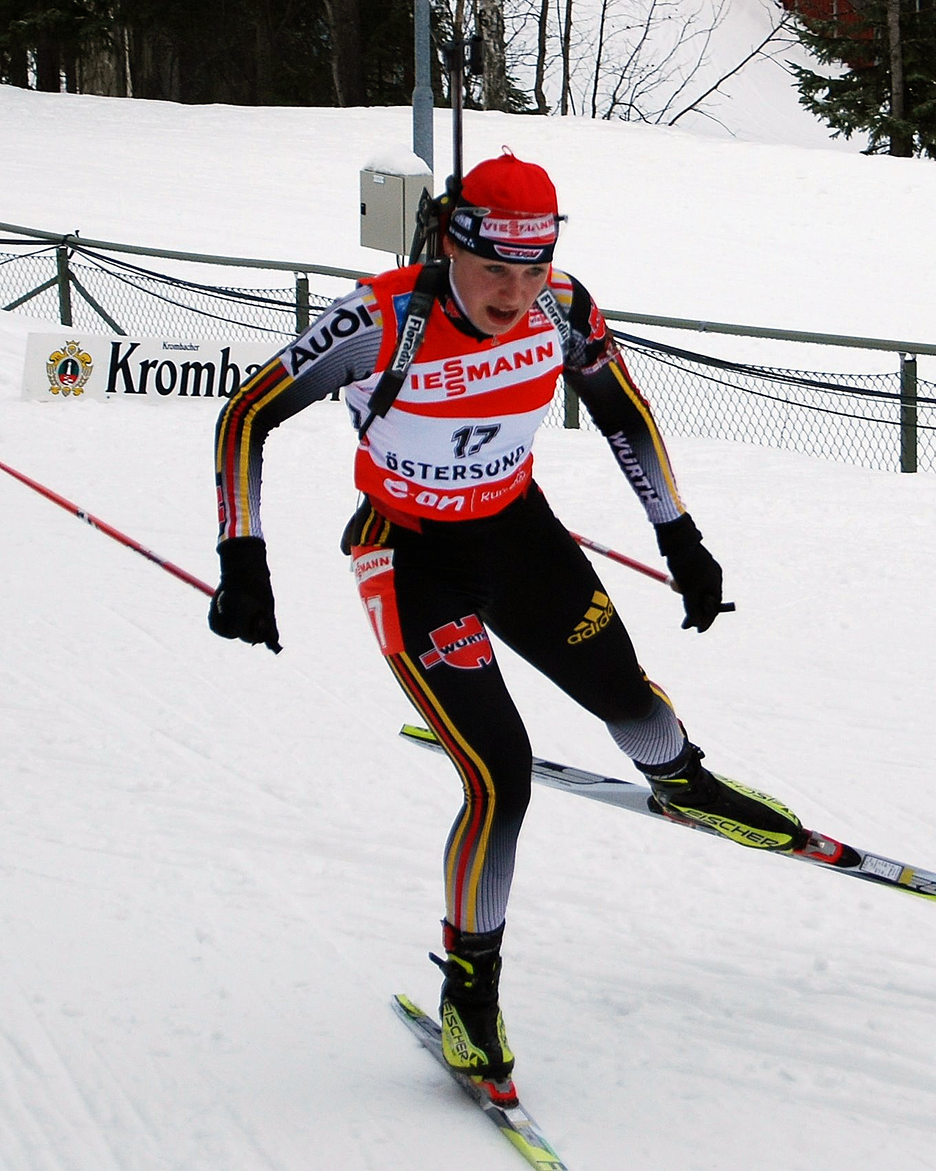 Magdalena_Neuner_Ostersund_2008.jpg